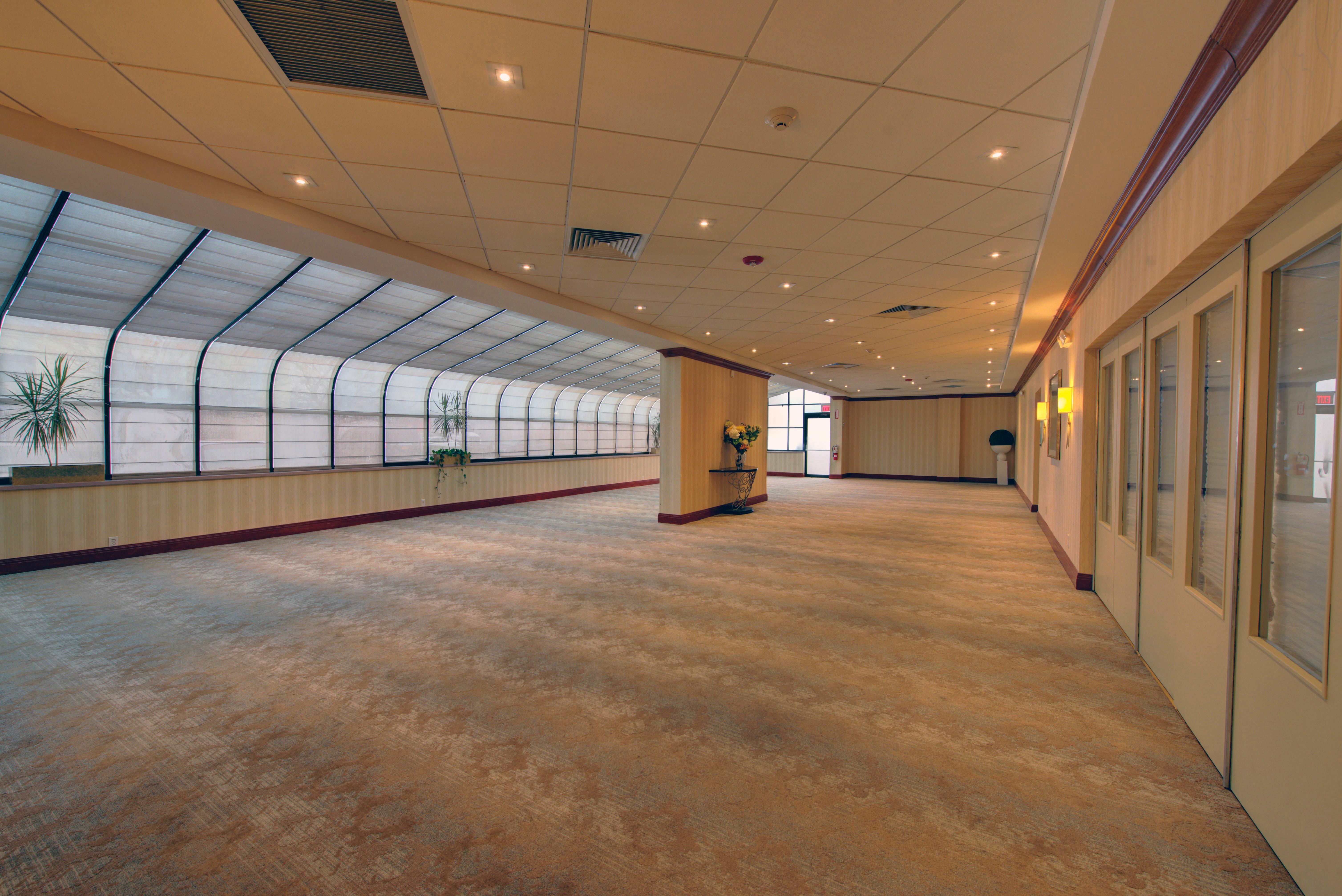 Holiday Inn Plainview-Long Island By Ihg Exterior foto