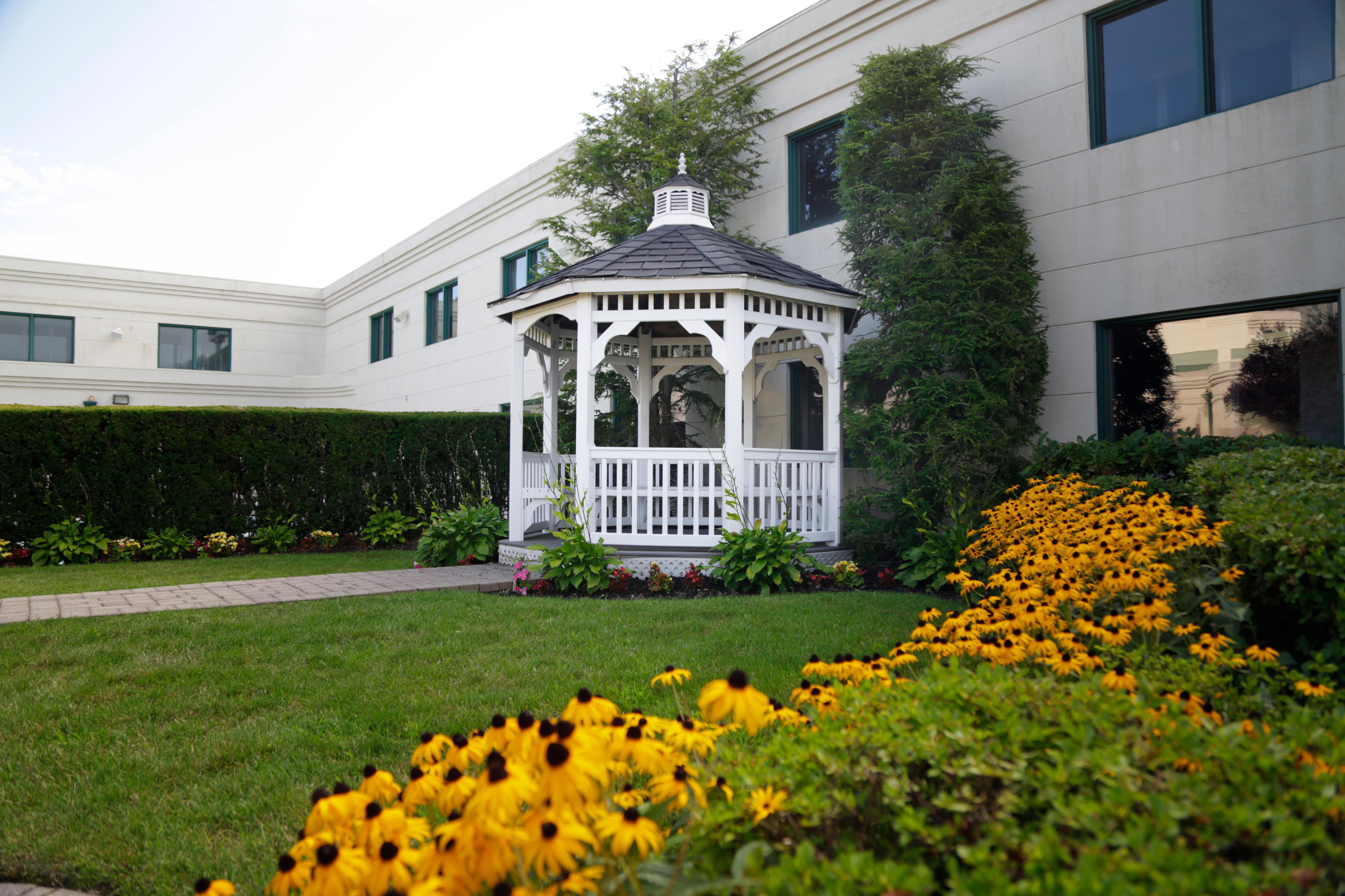 Holiday Inn Plainview-Long Island By Ihg Exterior foto