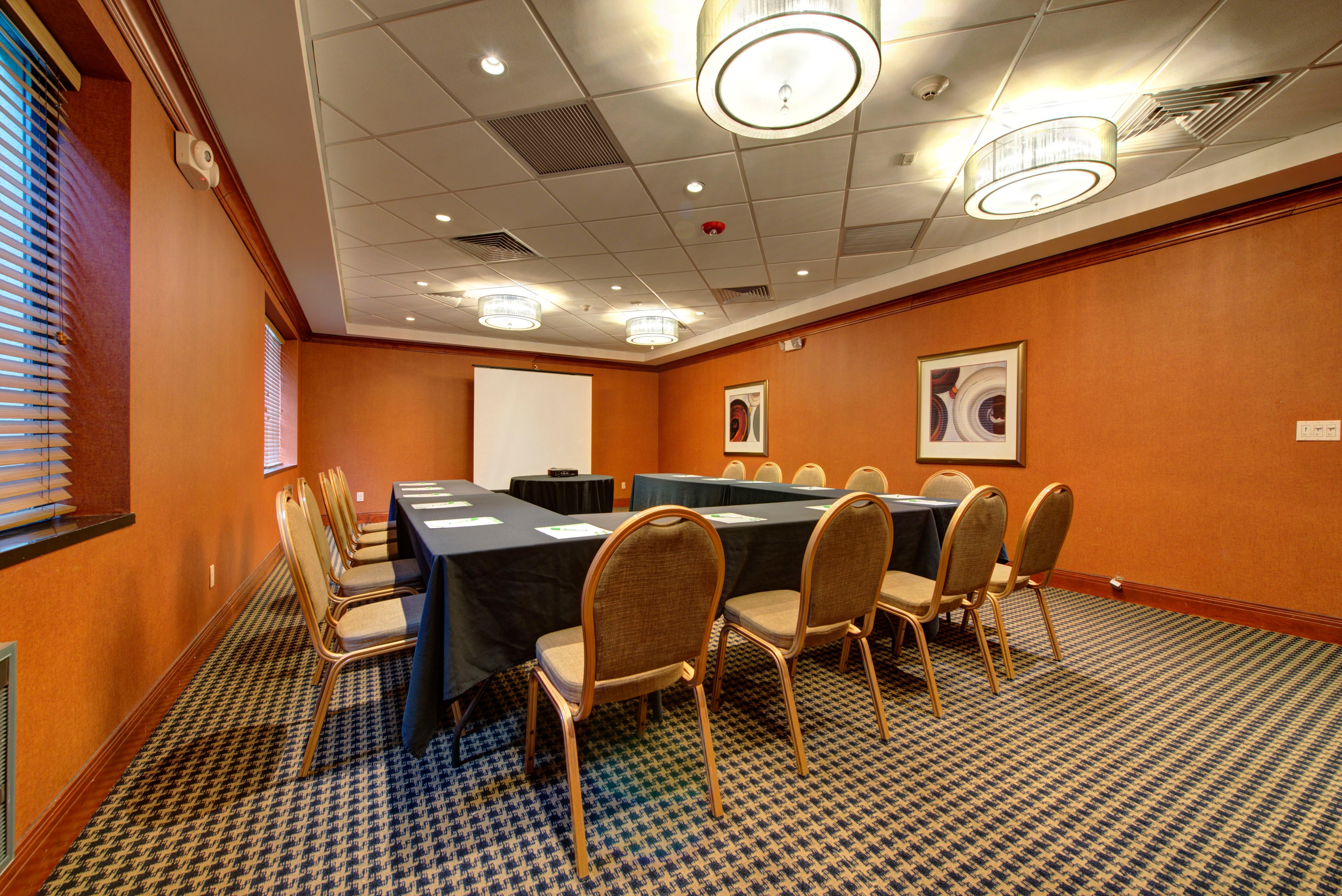 Holiday Inn Plainview-Long Island By Ihg Exterior foto